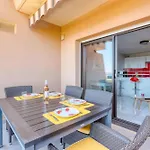 T2 Sea View In Saint-clair - Rated 3