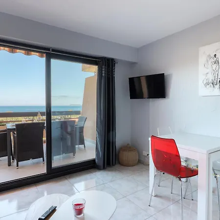 T2 Sea View In Saint-clair - Rated 3 * Le Lavandou